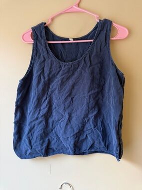 Classic Navy Sleeveless linen Tank Top - Women